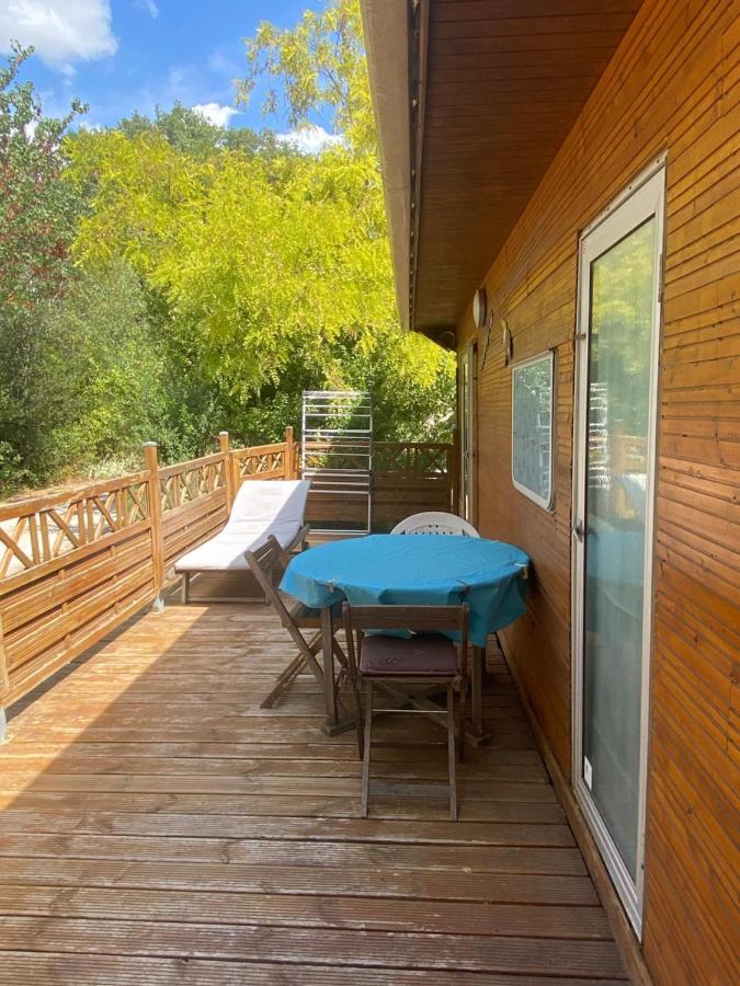 Chalet De Provence エクス＝アン＝プロヴァンス エクステリア 写真